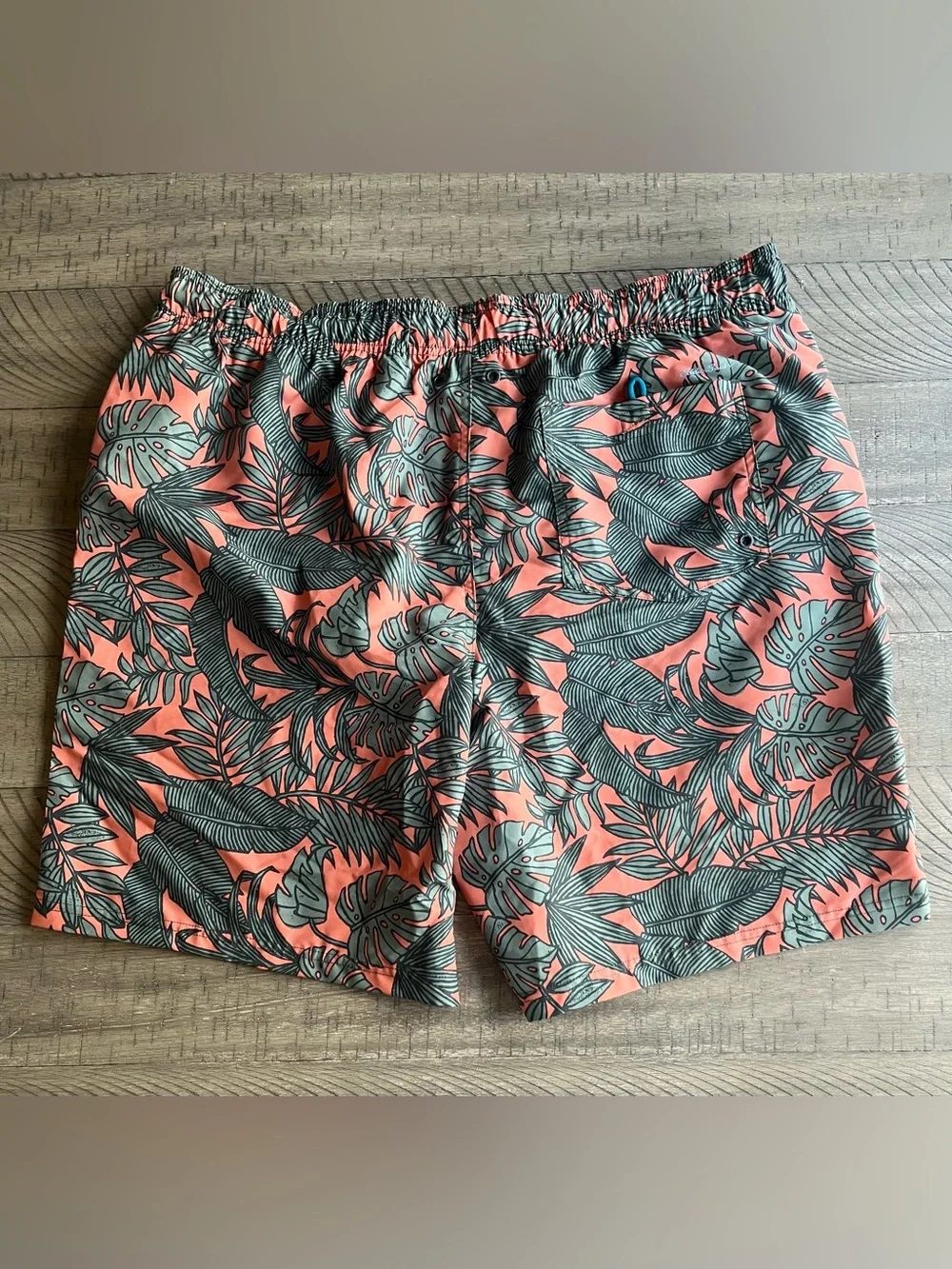 NWT Eddie Bauer Volley Shorts Men's Size XL Tall Swim Trunks Tropical Print